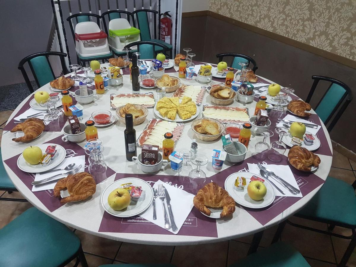 Hostal El Trillero Alcañiz Extérieur photo